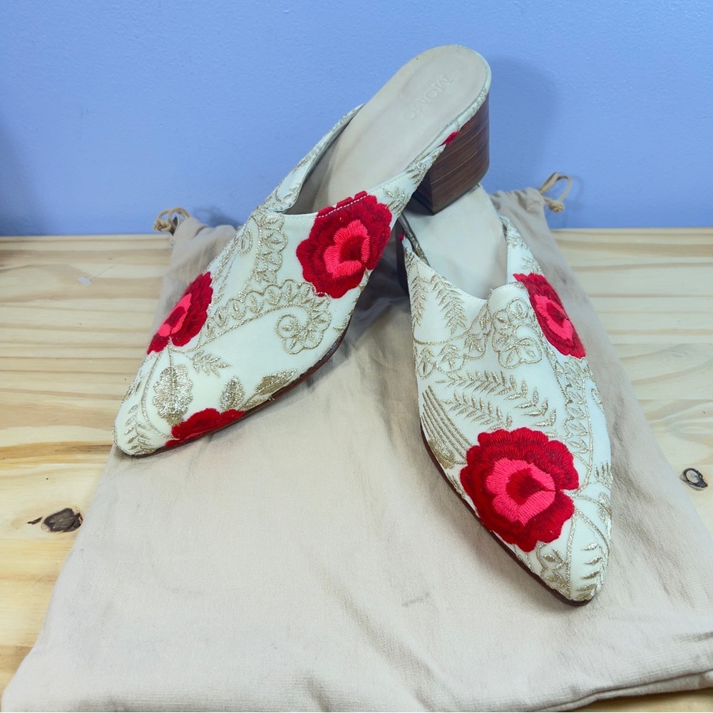 Anthropologie x MOMO Flower Embroidered Heeled Mules - 39
